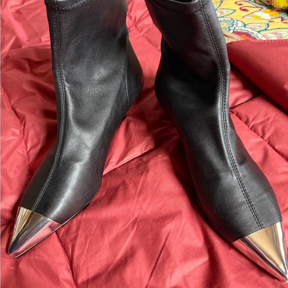 Katy Perry Collections Shoes - Katy Perry kitten heel boot not worn